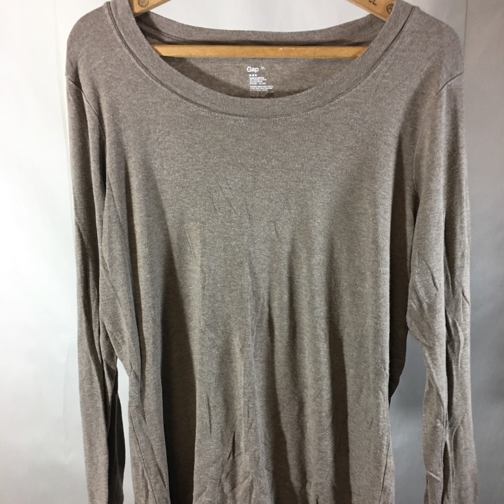 GAP tan long sleeve shirt XL